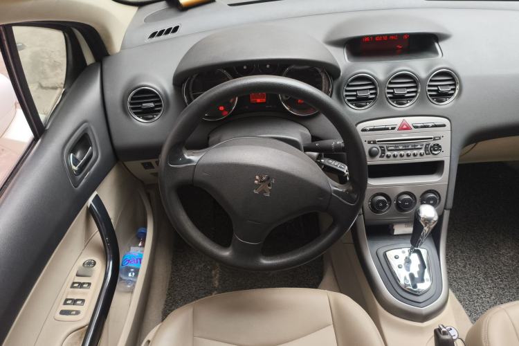 Used Peugeot 408 2010 2.0L Automatic Comfort Edition Steering Wheel