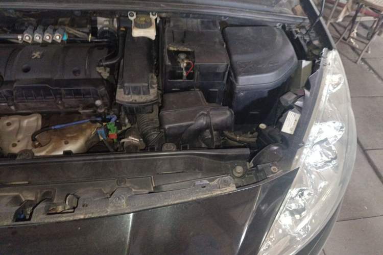 Used Peugeot 408 2011 1.6L Automatic Comfort Edition Engine Bay Left