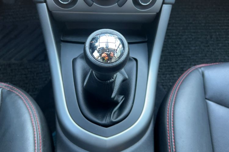 Used Peugeot 408 2011 2.0L Manual Luxury Edition Gear Lever