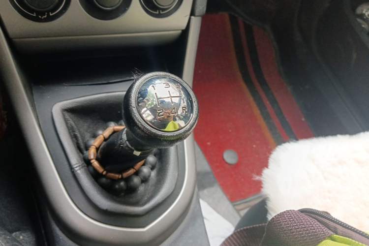 Used Peugeot 408 2011 2.0L Manual Comfort Edition Gear Lever