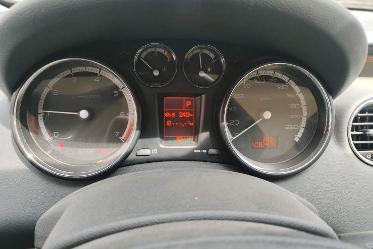 Used Peugeot 408 2011 2.0L Automatic Comfort Edition Instrument Cluster