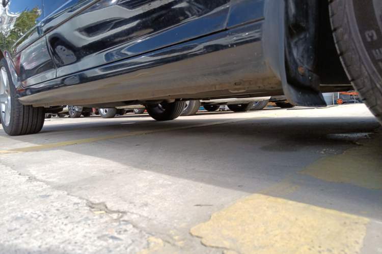 Used Peugeot 408 2011 2.0L Manual Luxury Edition Right Side Sill