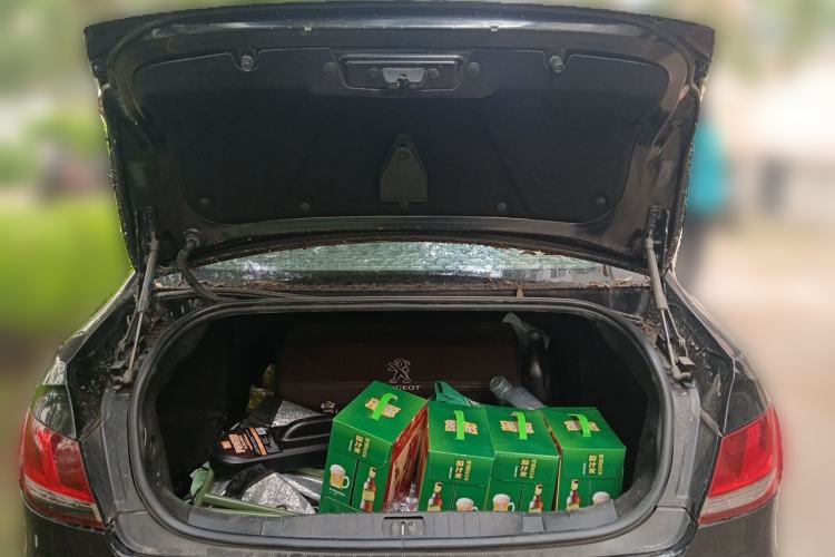 Used Peugeot 408 2011 2.0L Manual Comfort Edition Trunk