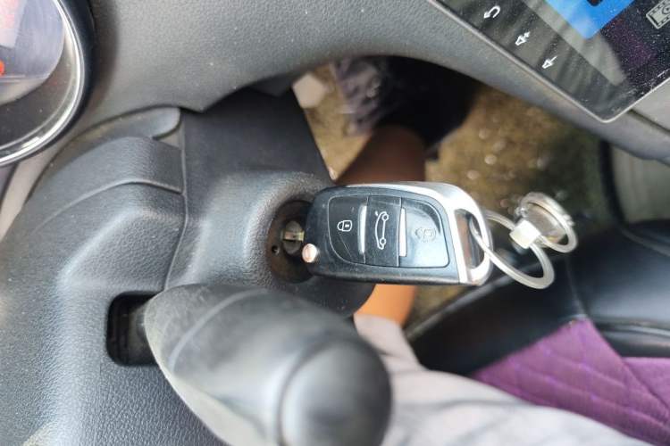 Used Peugeot 408 2011 1.6L Manual Comfort Edition Vehicle Key