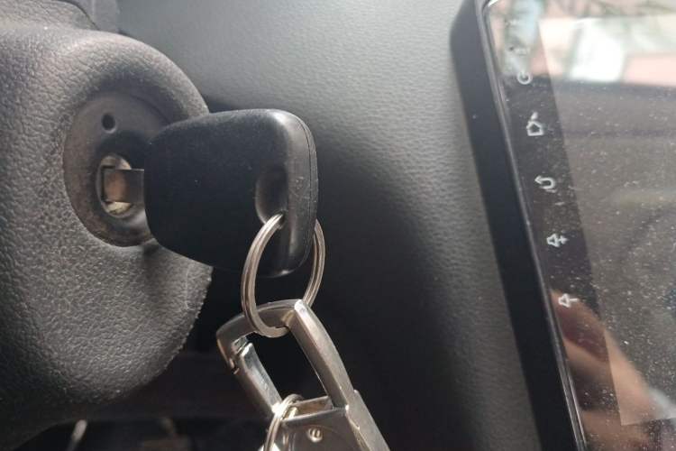 Used Peugeot 408 2011 2.0L Manual Comfort Edition Vehicle Key