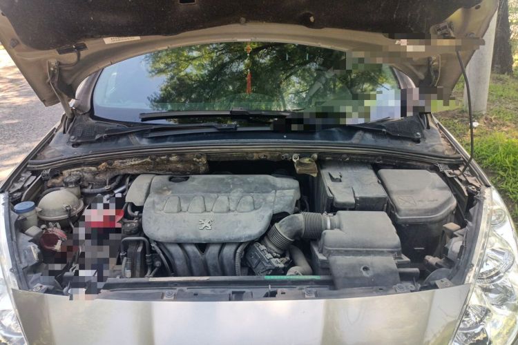 Used Peugeot 408 2011 2.0L Automatic Comfort Edition Engine Bay