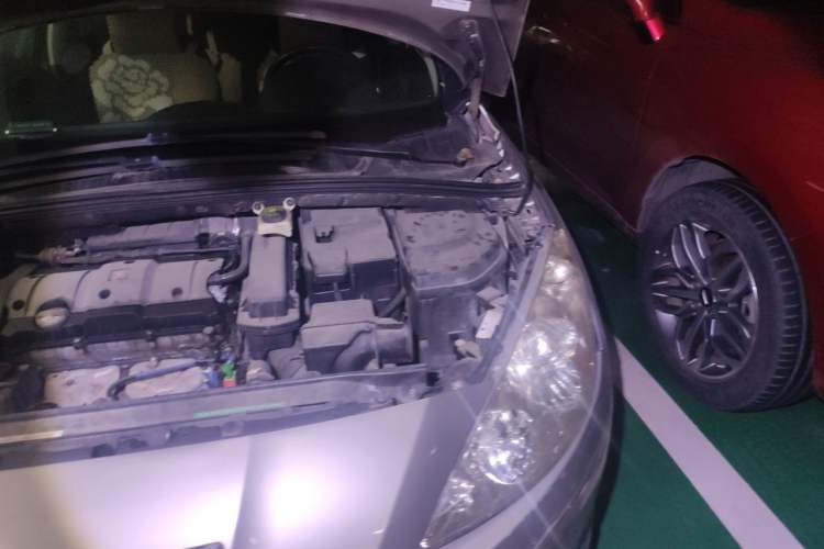 Used Peugeot 408 2011 1.6L Automatic Comfort Edition Engine Bay Left