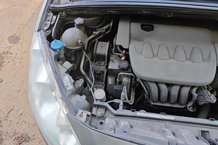 Used Peugeot 408 2011 2.0L Automatic Comfort Edition Engine Bay Right