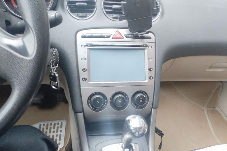Used Peugeot 408 2011 2.0L Automatic Comfort Edition Audio And AC Panel