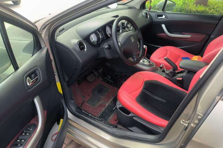Used Peugeot 408 2011 2.0L Automatic Luxury Edition Driver Seat