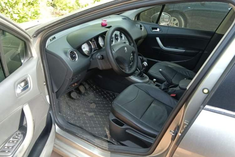 Used Peugeot 408 2011 1.6L Manual Comfort Edition Driver Seat