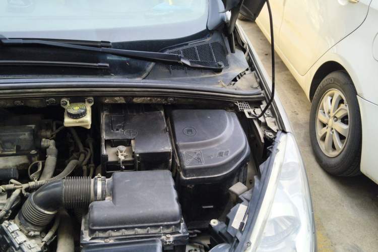 Used Peugeot 408 2011 2.0L Manual Luxury Edition Engine Bay Left
