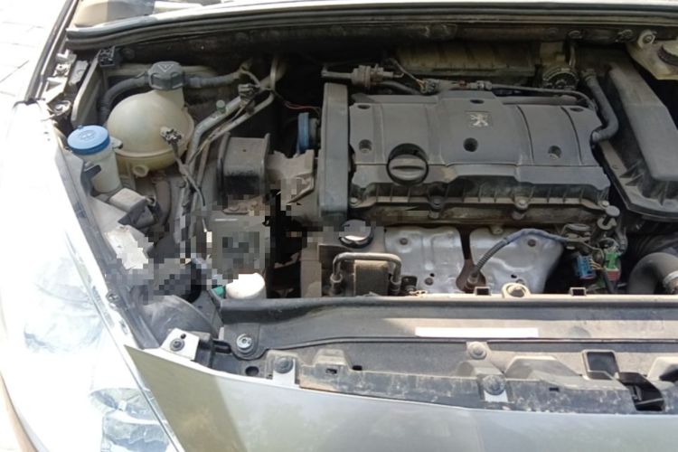 Used Peugeot 408 2011 1.6L Manual Comfort Edition Engine Bay Right
