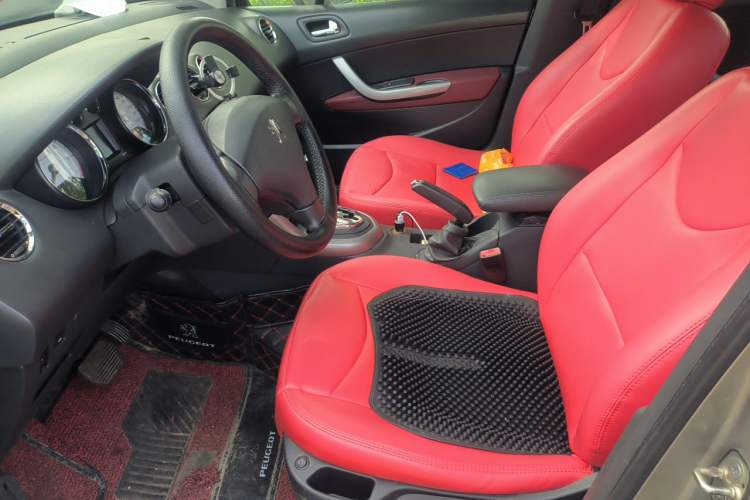 Used Peugeot 408 2011 2.0L Automatic Luxury Edition Left Front Seat