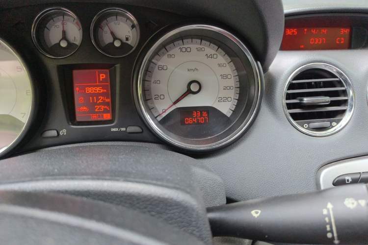 Used Peugeot 408 2011 2.0L Automatic Comfort Edition Odometer Close Up