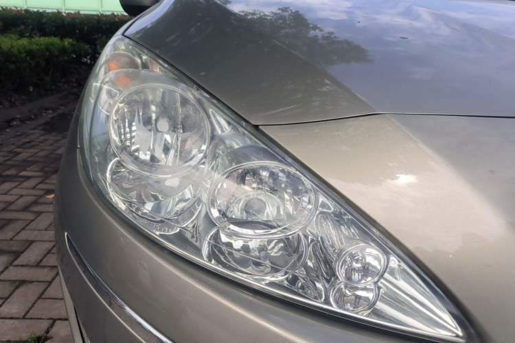 Used Peugeot 408 2011 2.0L Automatic Luxury Edition Right Front Headlight