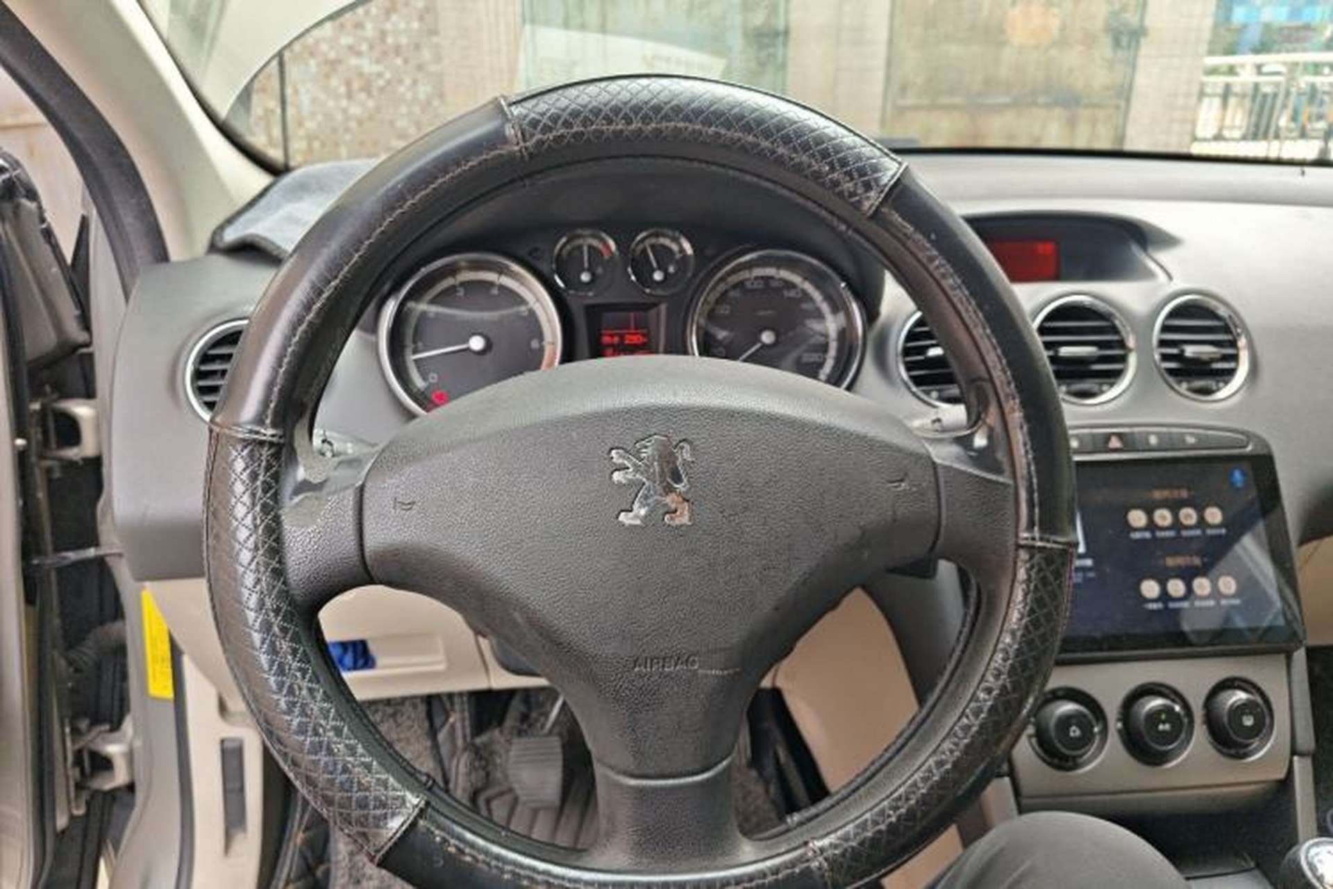 Used Peugeot 408 2011 2.0L Manual Comfort Edition Steering Wheel