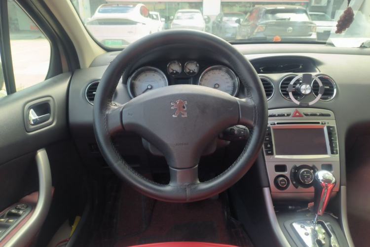 Used Peugeot 408 2011 2.0L Automatic Luxury Edition Steering Wheel