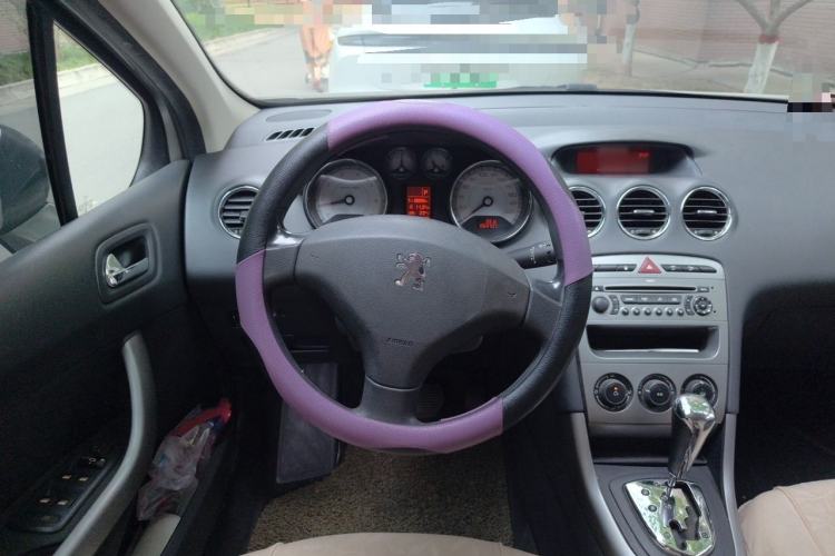 Used Peugeot 408 2011 2.0L Automatic Comfort Edition Steering Wheel