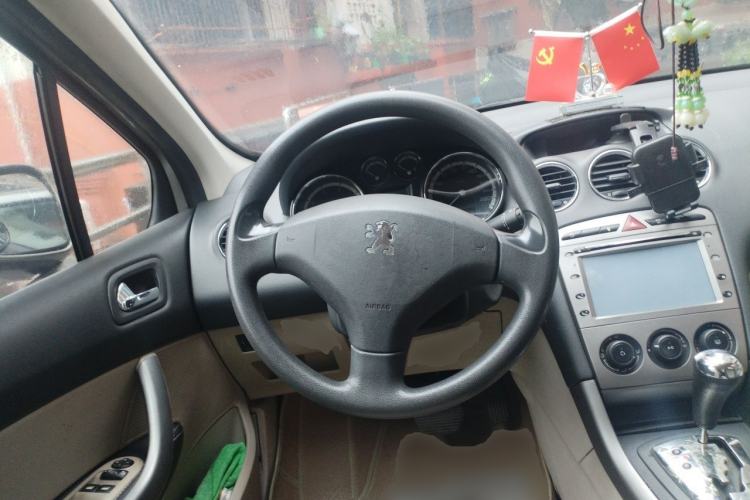 Used Peugeot 408 2011 2.0L Automatic Comfort Edition Steering Wheel
