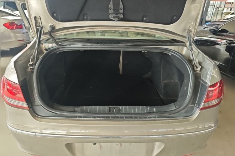 Used Peugeot 408 2011 2.0L Automatic Comfort Edition Trunk