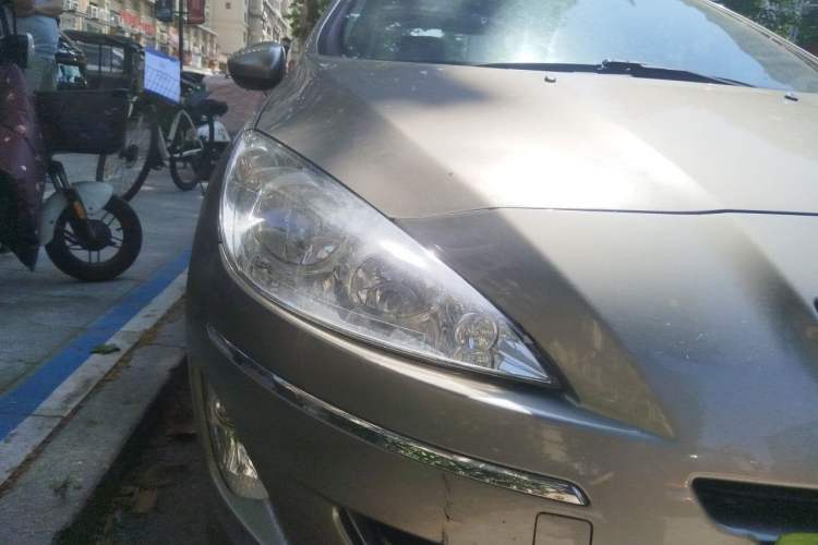 Used Peugeot 408 2011 2.0L Manual Comfort Edition Right Front Headlight