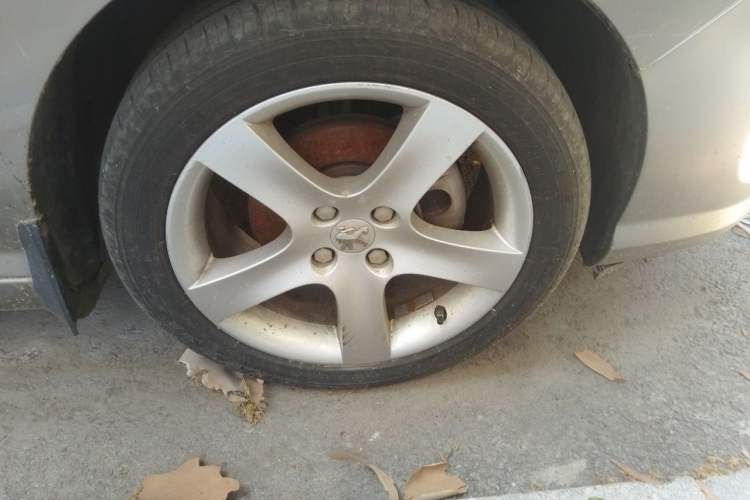 Used Peugeot 408 2011 2.0L Manual Comfort Edition Right Front Wheel Hub