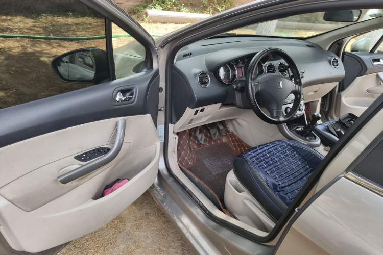 Used Peugeot 408 2011 1.6L Manual Comfort Edition Driver Seat