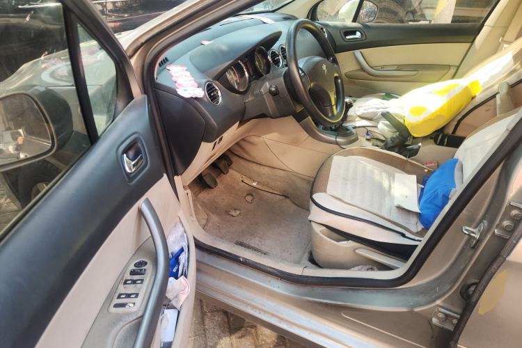 Used Peugeot 408 2011 1.6L Manual Comfort Edition Driver Seat