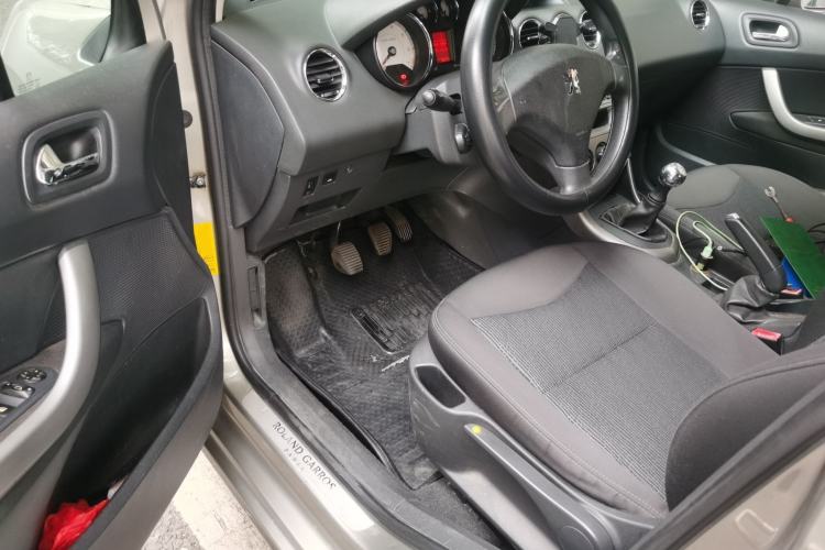 Used Peugeot 408 2011 2.0L Manual Comfort Edition Driver Seat