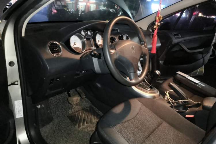 Used Peugeot 408 2011 1.6L Automatic Comfort Edition Driver Seat