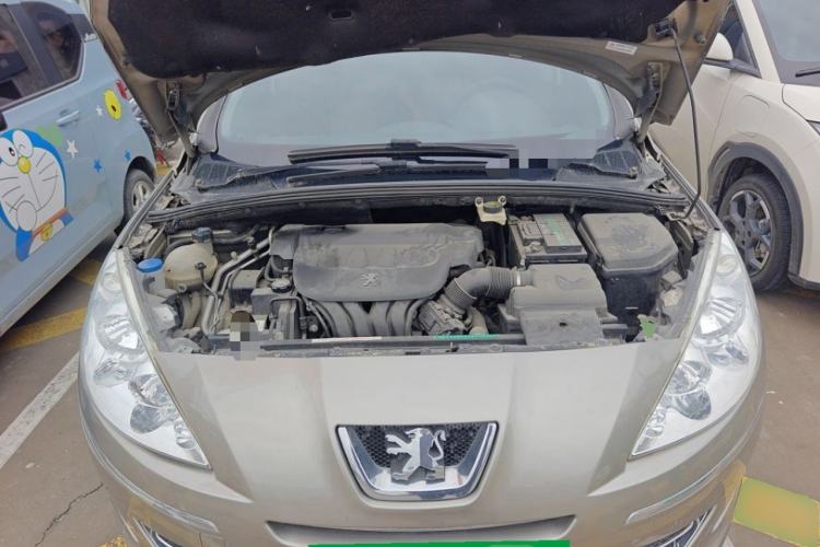 Used Peugeot 408 2011 2.0L Manual Comfort Edition Engine Bay