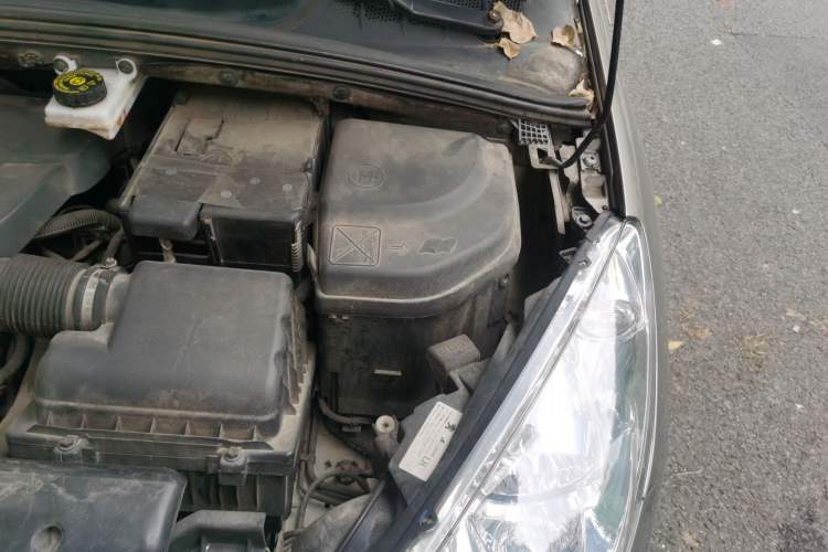 Used Peugeot 408 2011 2.0L Manual Comfort Edition Engine Bay Left