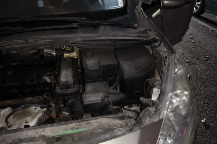 Used Peugeot 408 2011 1.6L Automatic Comfort Edition Engine Bay Left