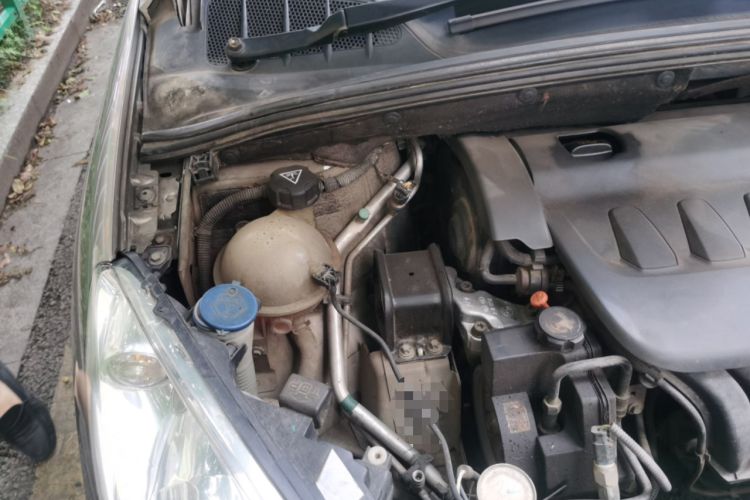 Used Peugeot 408 2011 2.0L Manual Comfort Edition Engine Bay Right