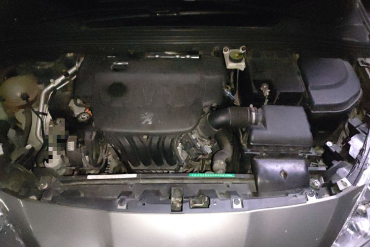 Used Peugeot 408 2011 2.0L Automatic Comfort Edition Engine Bay