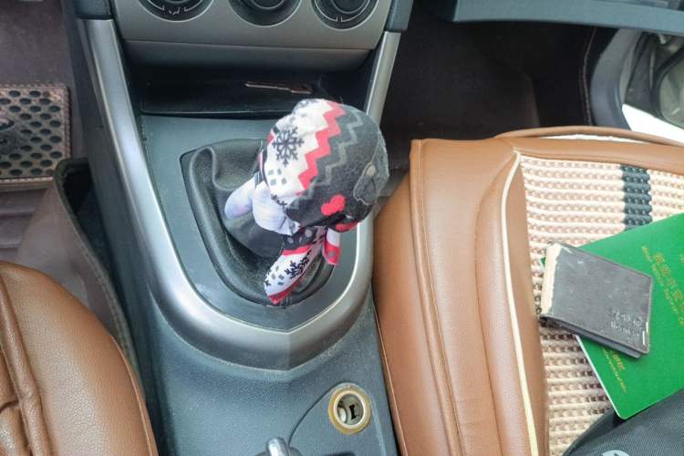 Used Peugeot 408 2011 1.6L Manual Comfort Edition Gear Lever