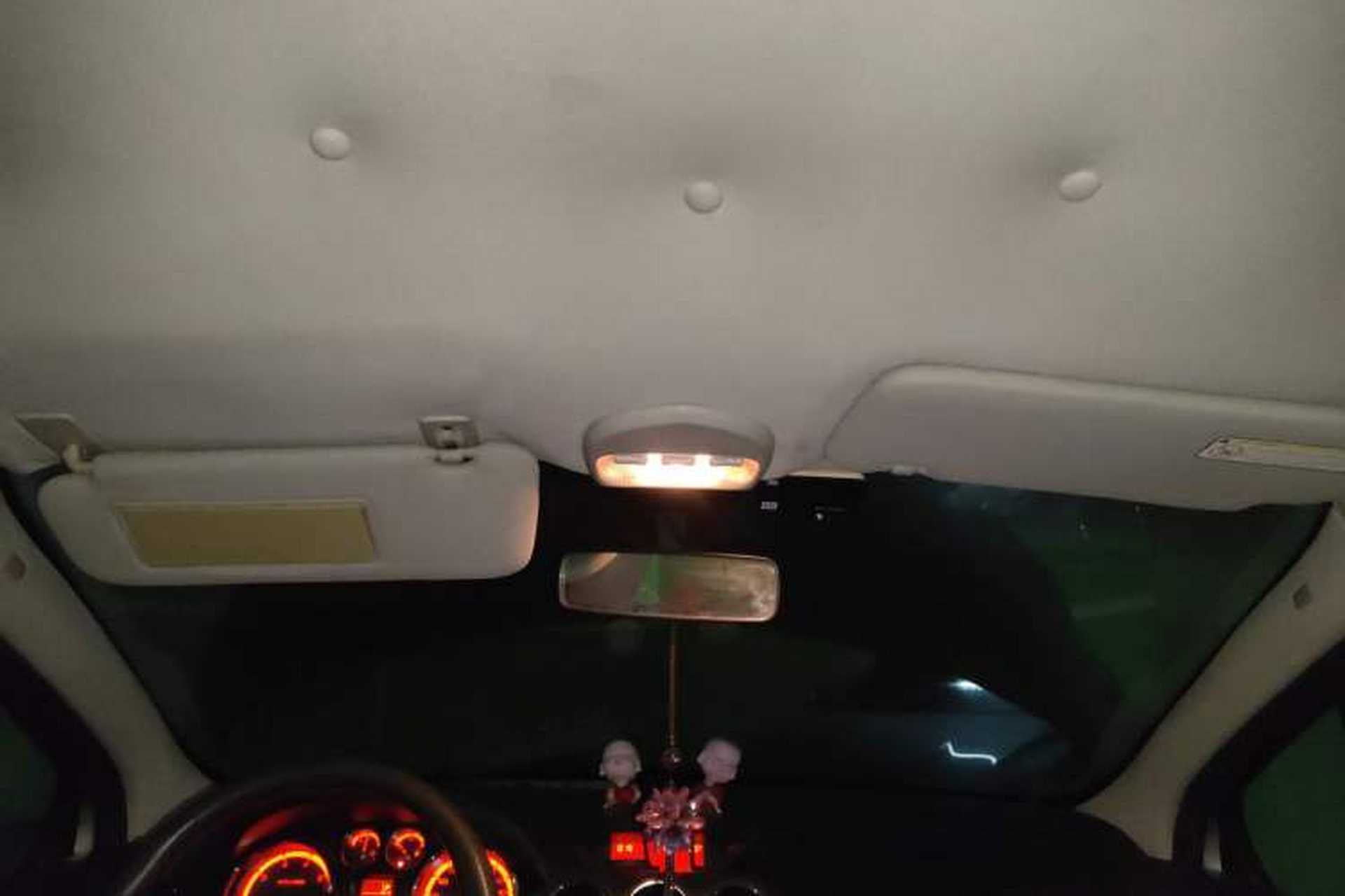 Used Peugeot 408 2011 2.0L Automatic Comfort Edition Headliner