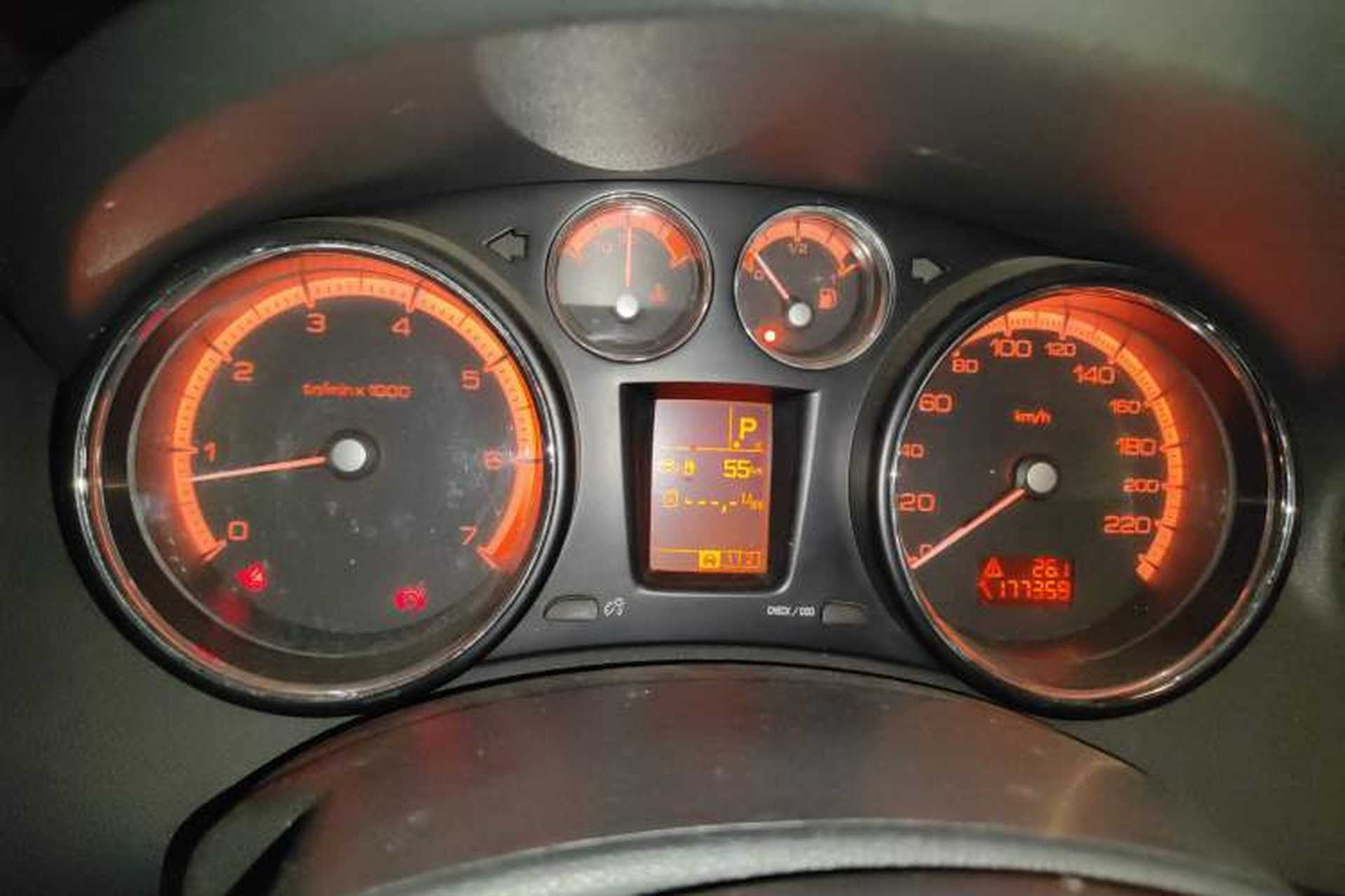 Used Peugeot 408 2011 2.0L Automatic Comfort Edition Instrument Cluster
