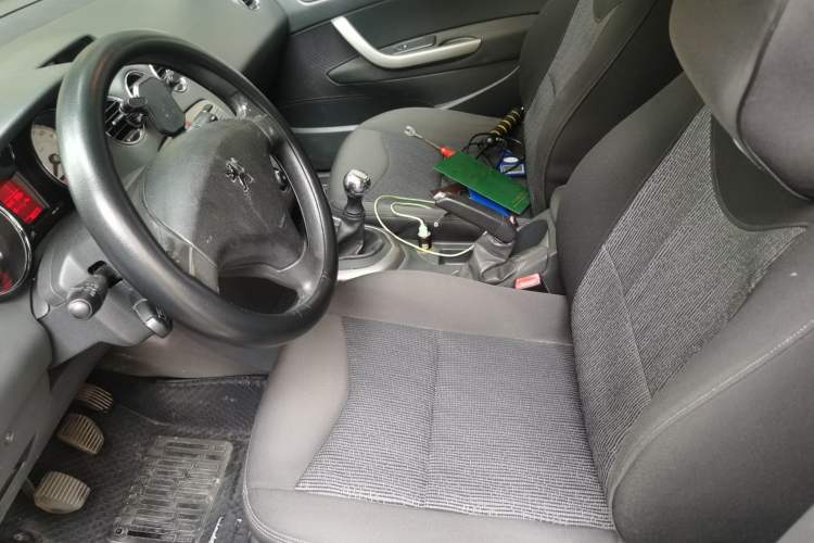 Used Peugeot 408 2011 2.0L Manual Comfort Edition Left Front Seat