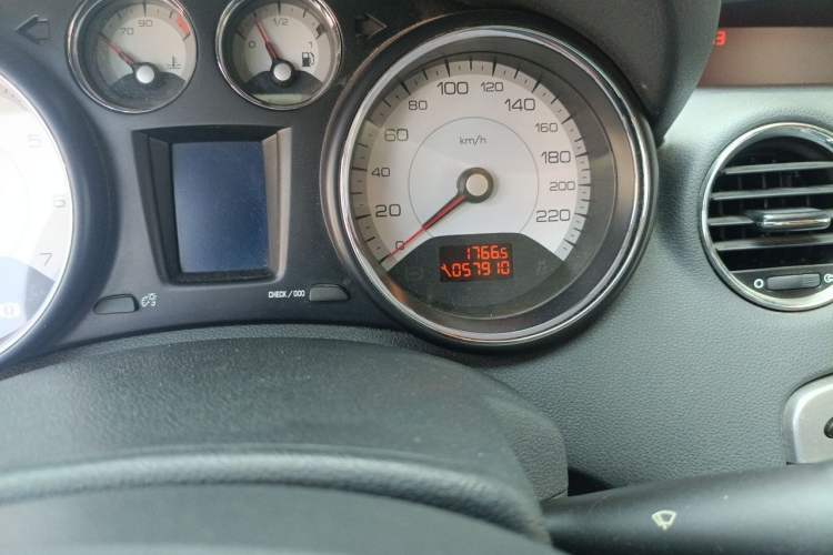 Used Peugeot 408 2011 1.6L Manual Comfort Edition Odometer Close Up