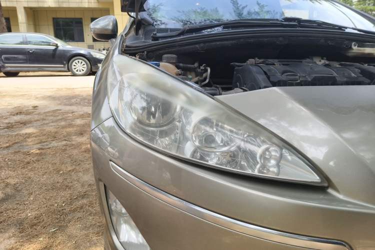 Used Peugeot 408 2011 1.6L Manual Comfort Edition Right Front Headlight
