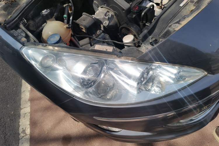 Used Peugeot 408 2011 1.6L Manual Comfort Edition Right Front Headlight