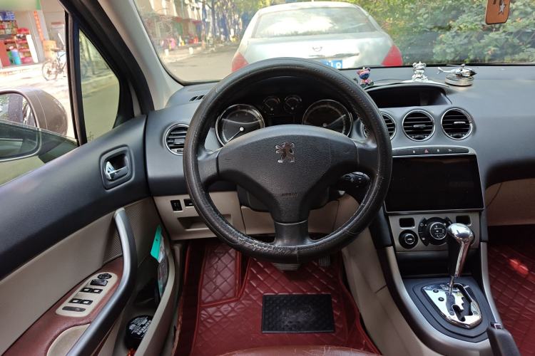 Used Peugeot 408 2011 2.0L Automatic Comfort Edition Steering Wheel