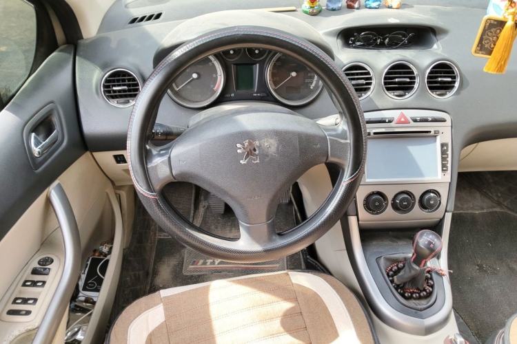 Used Peugeot 408 2011 1.6L Manual Comfort Edition Steering Wheel