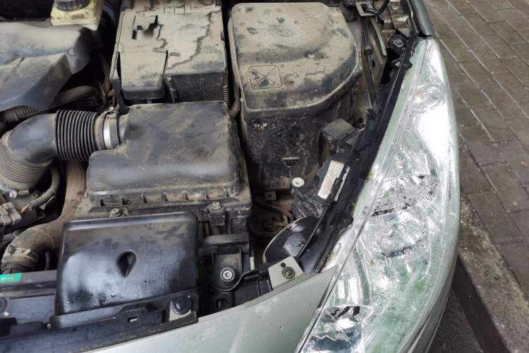 Used Peugeot 408 2011 2.0L Automatic Comfort Edition Engine Bay Left