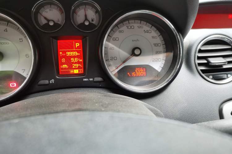 Used Peugeot 408 2011 2.0L Automatic Comfort Edition Odometer Close Up