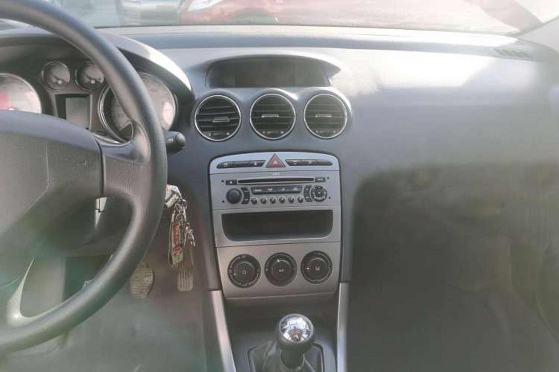 Used Peugeot 408 2011 2.0L Manual Comfort Edition Audio And AC Panel