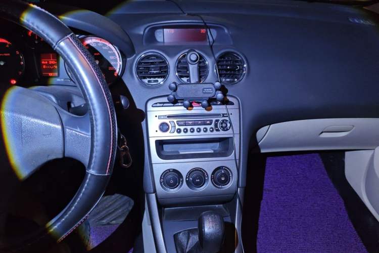 Used Peugeot 408 2011 2.0L Manual Comfort Edition Audio And AC Panel