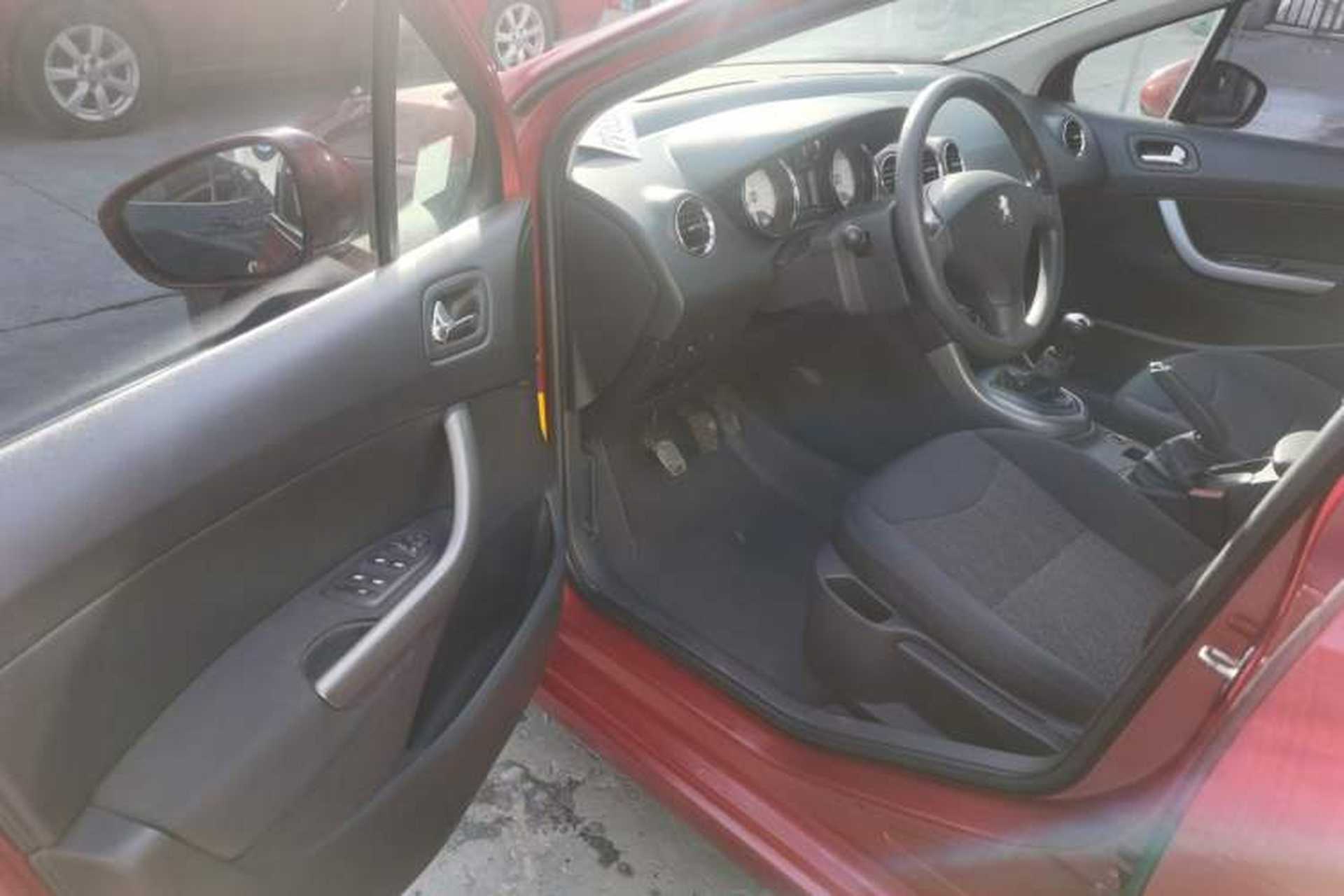 Used Peugeot 408 2011 2.0L Manual Comfort Edition Interior 3